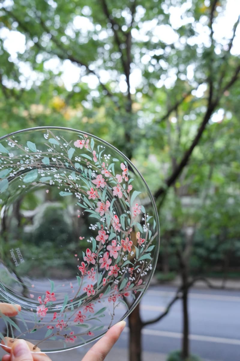 Peach Blossom & Snow Willow Glass Plate Shi Yu