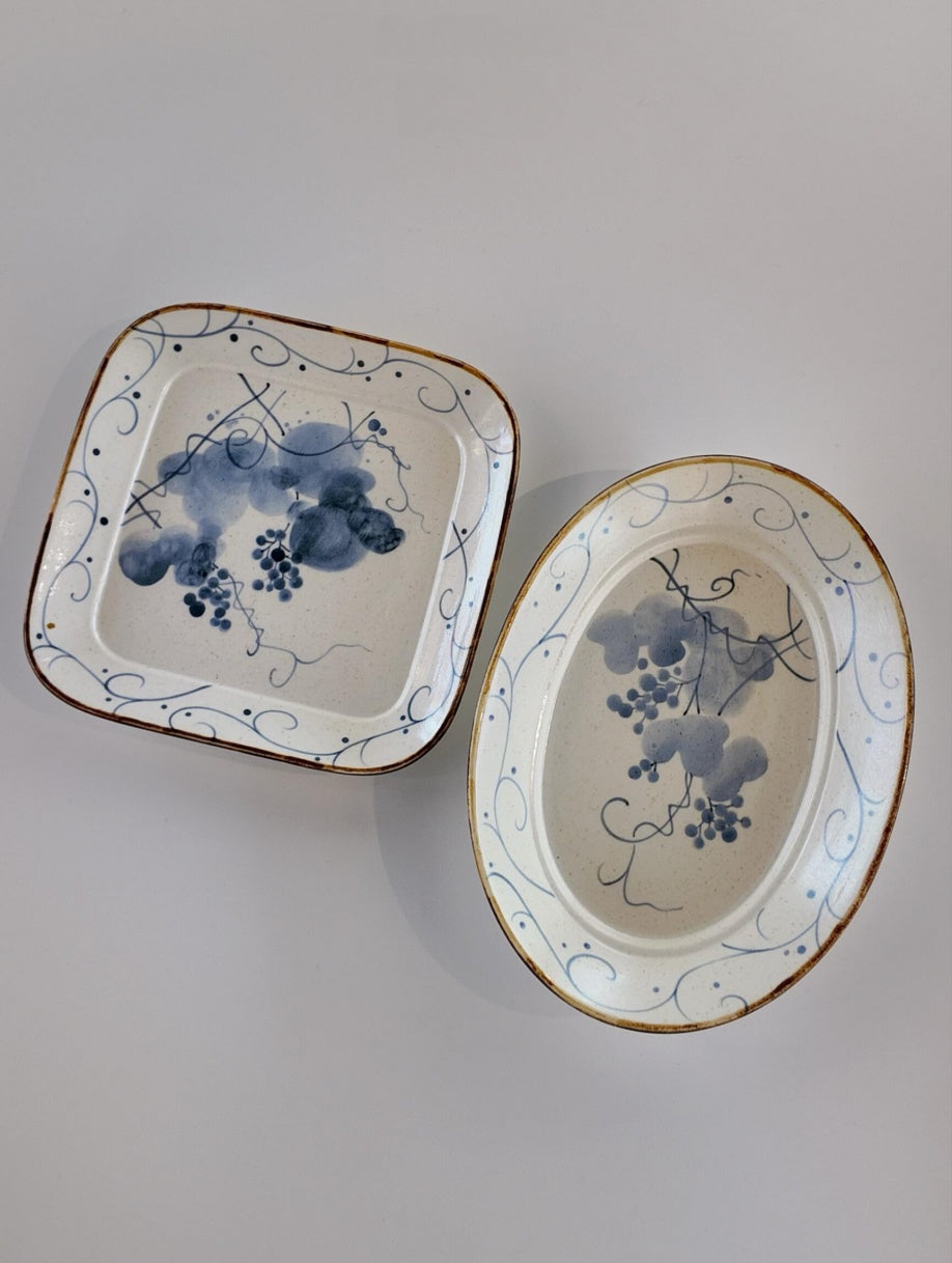 Hand-Painted Blue & White Grape Ceramic Plate Set Chi Su