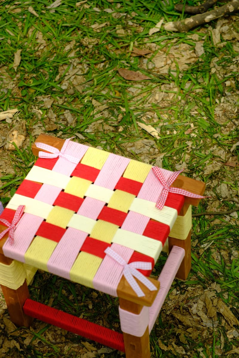 The "Cheers" Collection: BFF Picnic Stools Good Monica