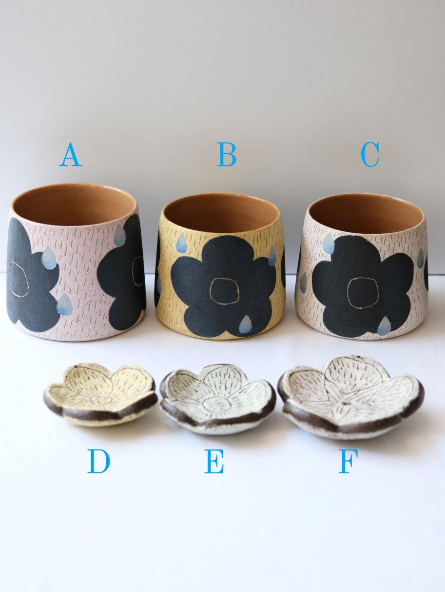 Rustic Stoneware Handmade Tumbler & Incense Holder -Summer Flower Rain Xin Feng Wang