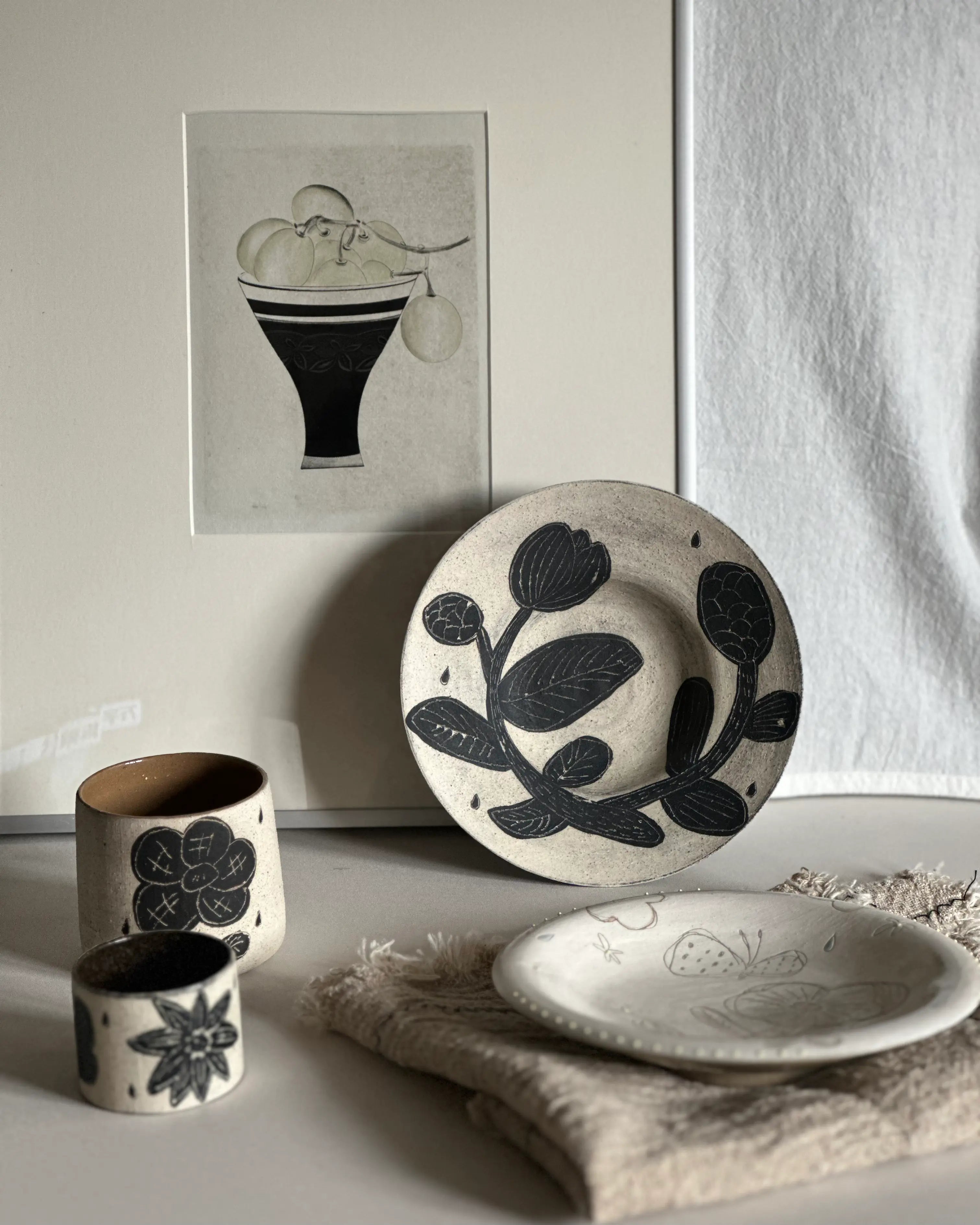 Rustic Stoneware Hand-Painted Cup-Carefree Style II Xin Feng Wang