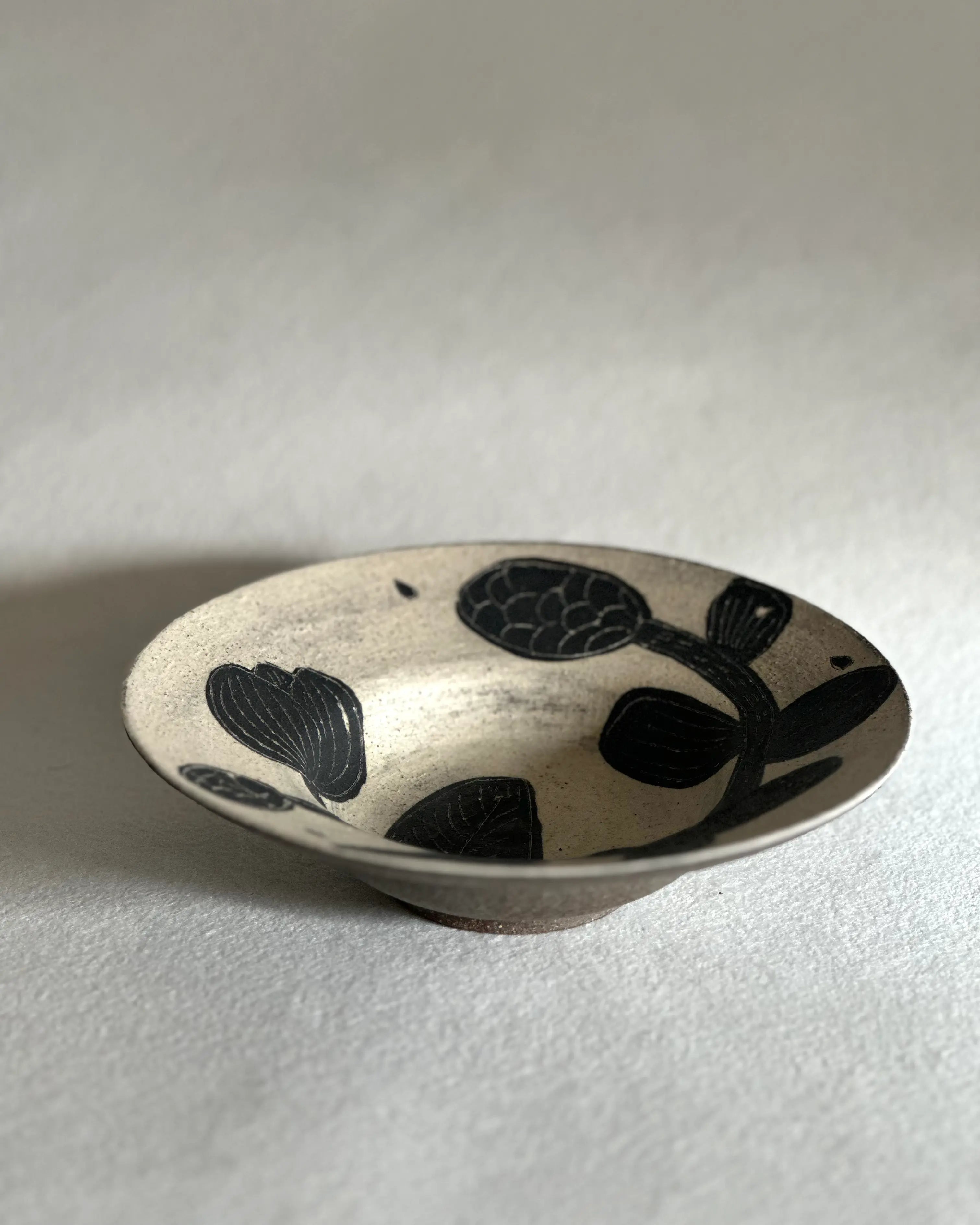 Rustic Stoneware Hand-Painted Pinecone Plate Xin Feng Wang