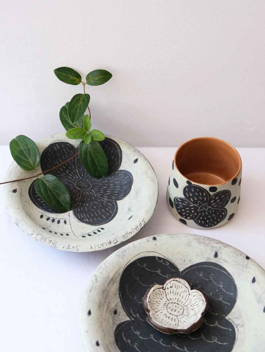 Rustic Stoneware Handmade Plate - Sage Garden Bloom Xin Feng Wang