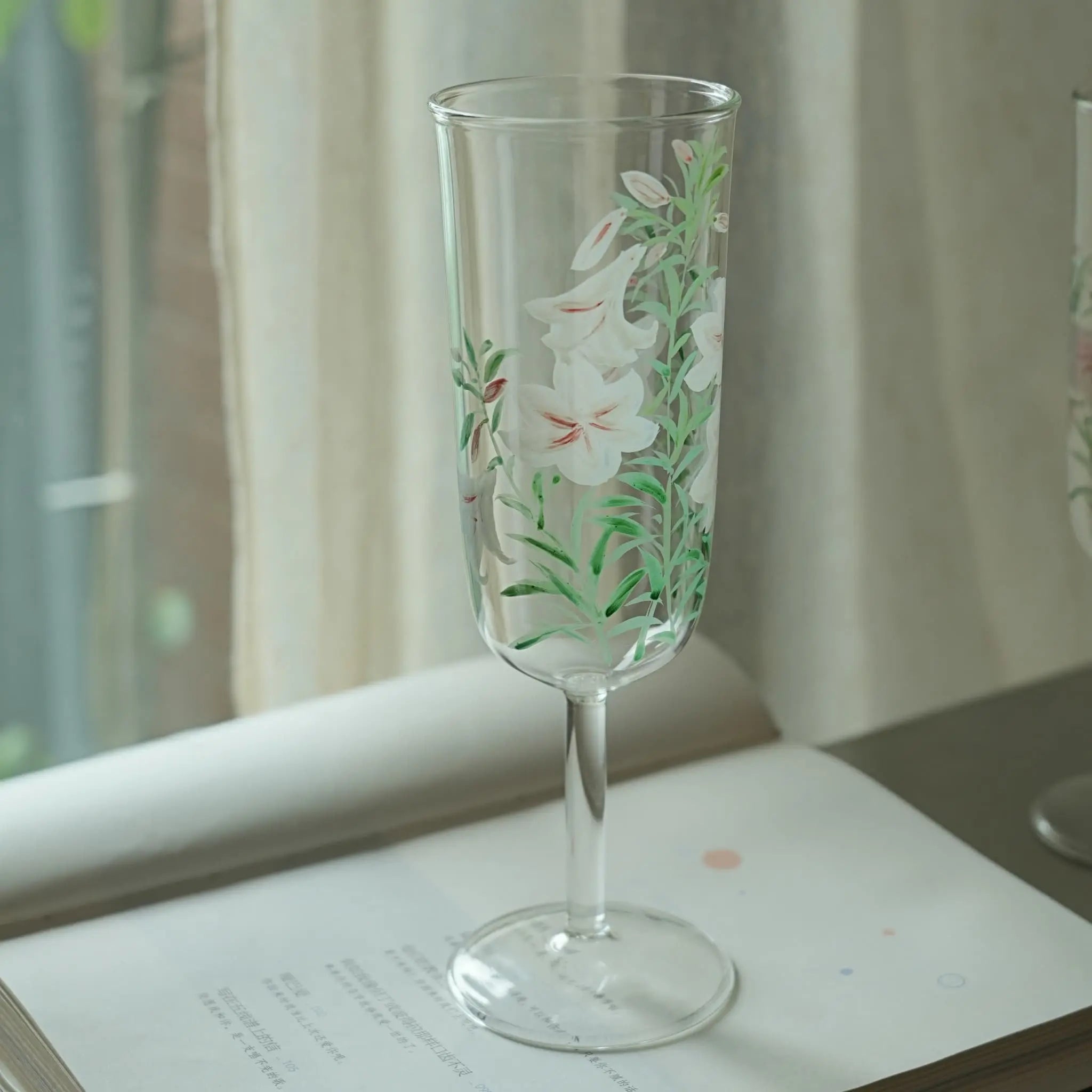 Lily Bloom Stem Glass by ShiYu ShiYu