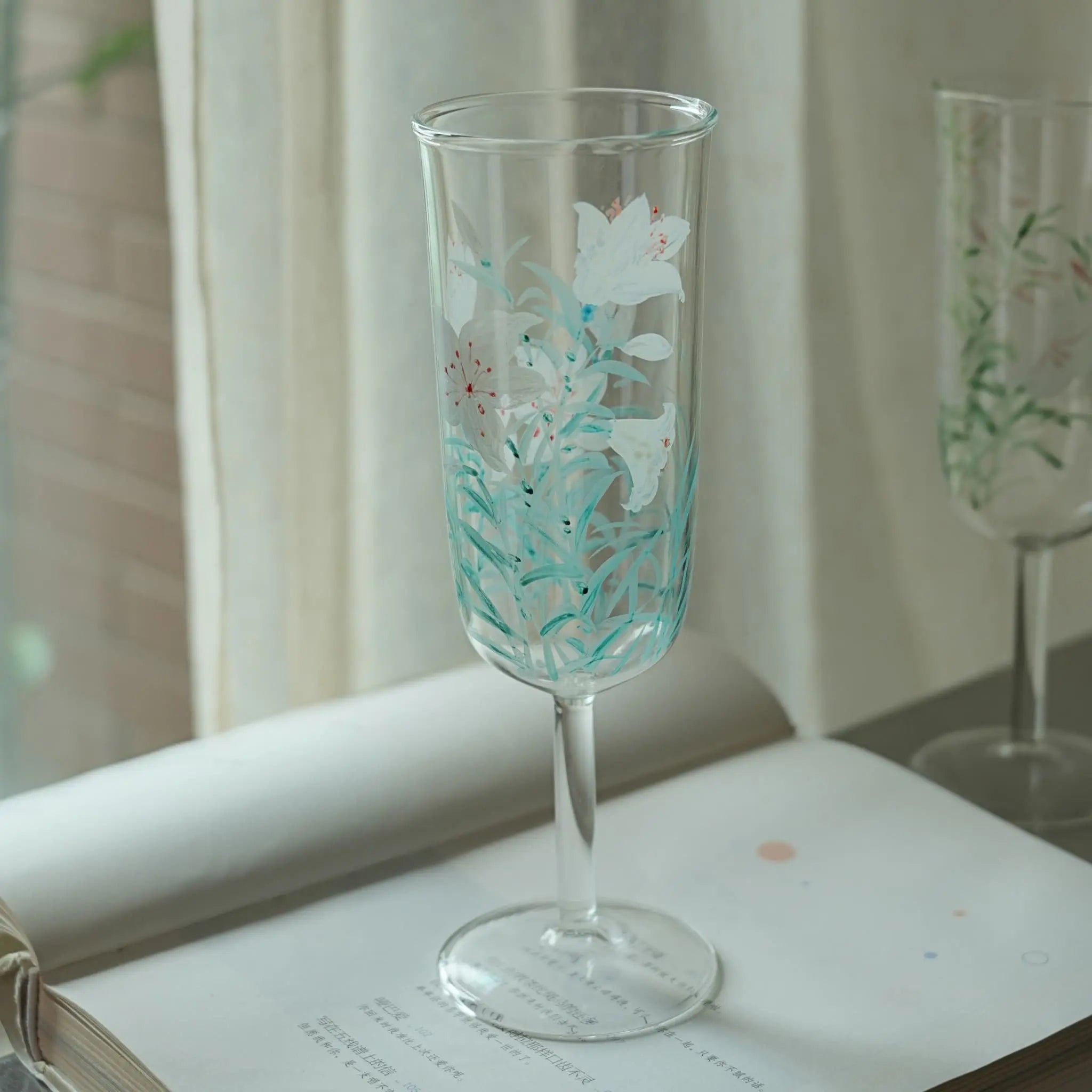 Lily Bloom Stem Glass by ShiYu ShiYu